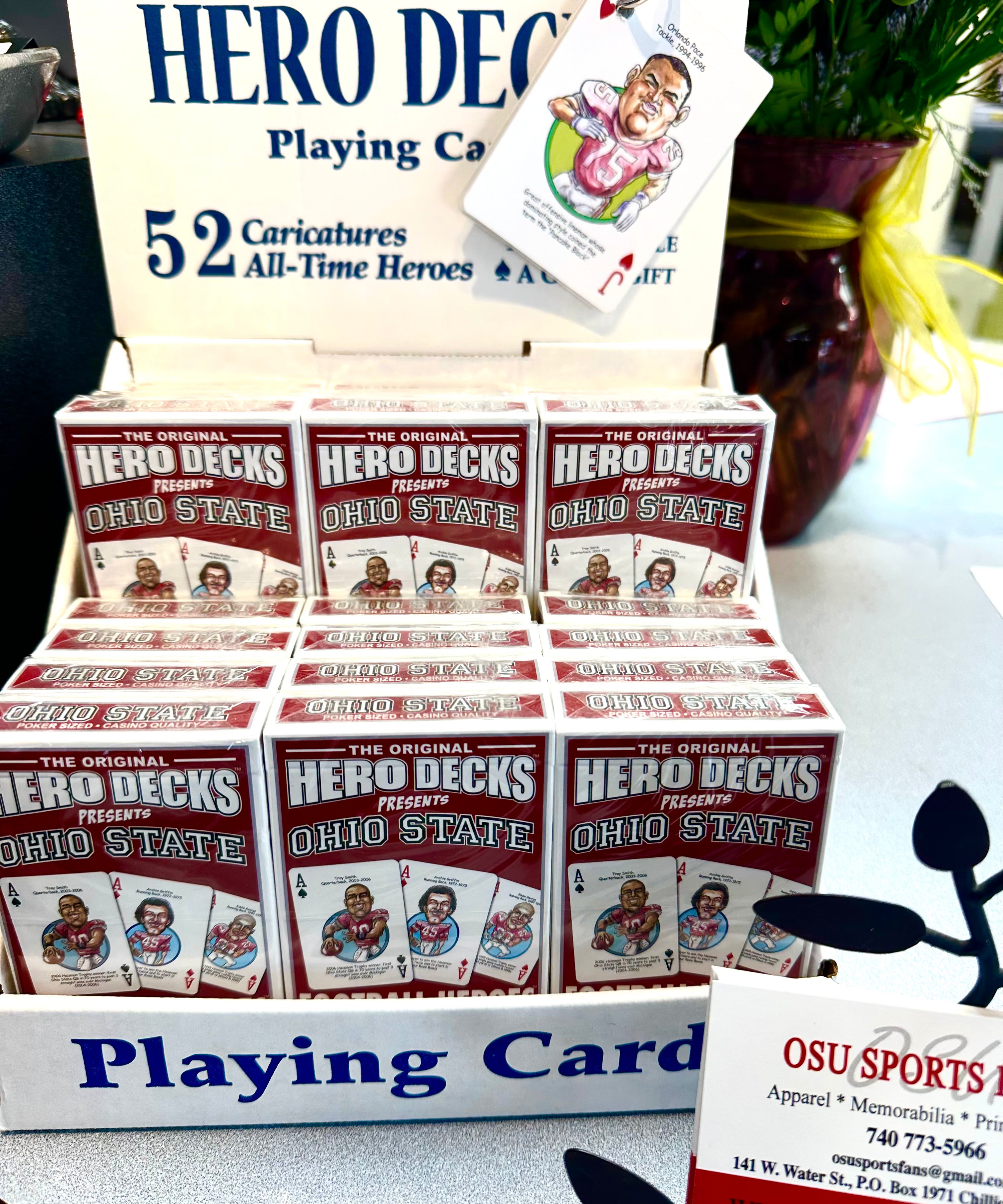 stand OHIO STATE FOOTBALL HEROES – HERO DECK PLAYING CARDS