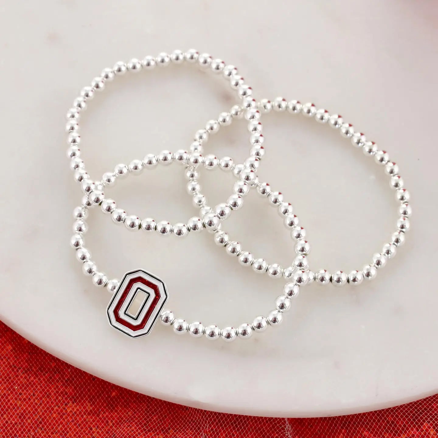 buckeye letter O bracelet 