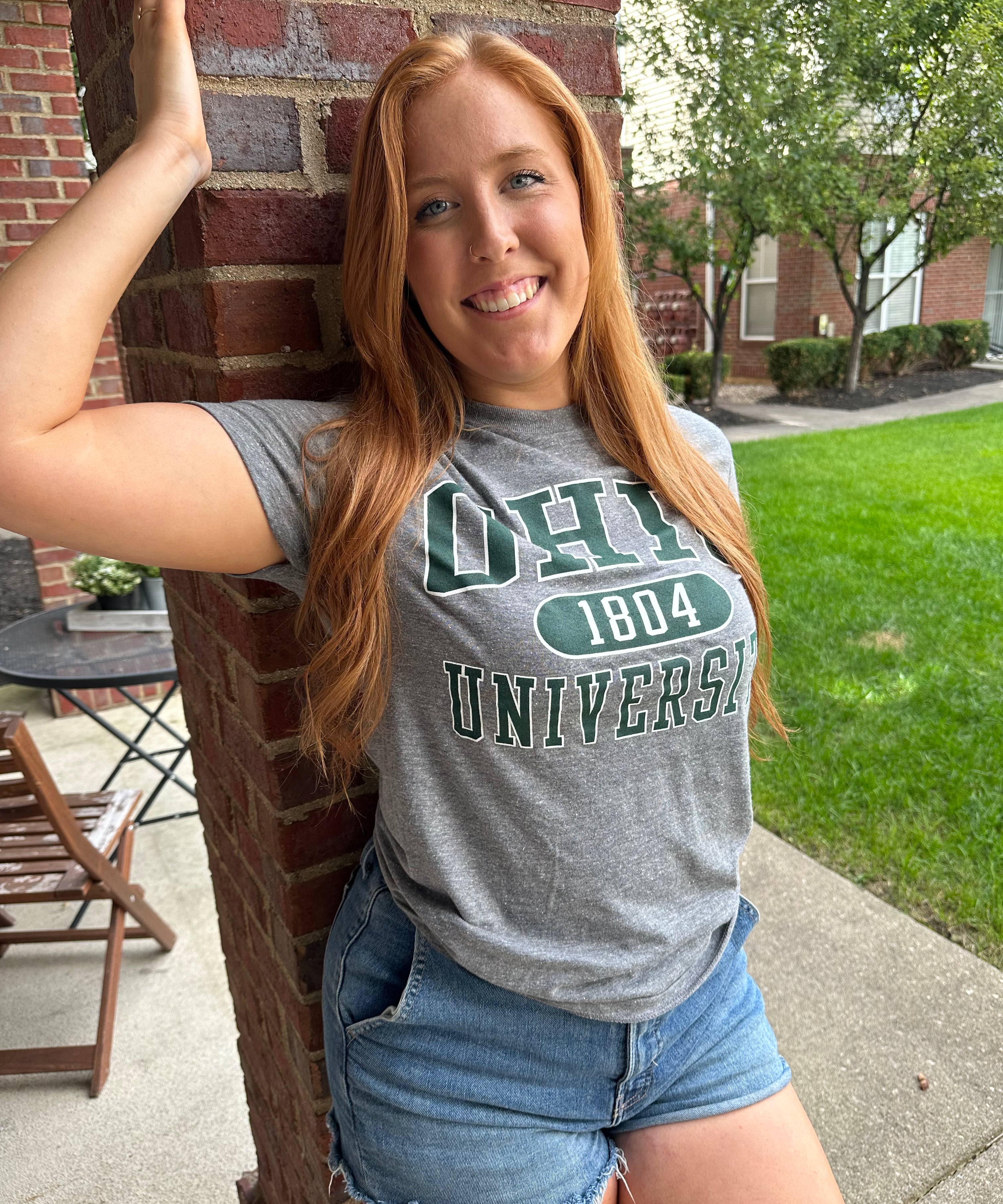 college girl wearing OHIO UNIVERSITY TRIUMPH-BLEND TEE