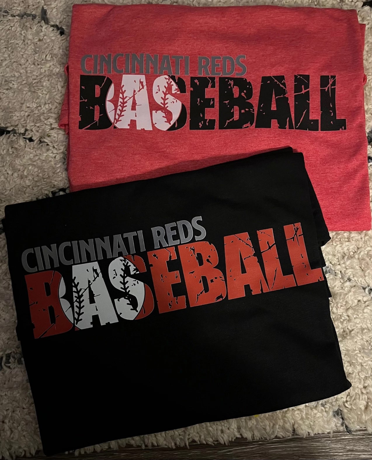 CINCINNATI REDS UNISEX TEE - BLACK