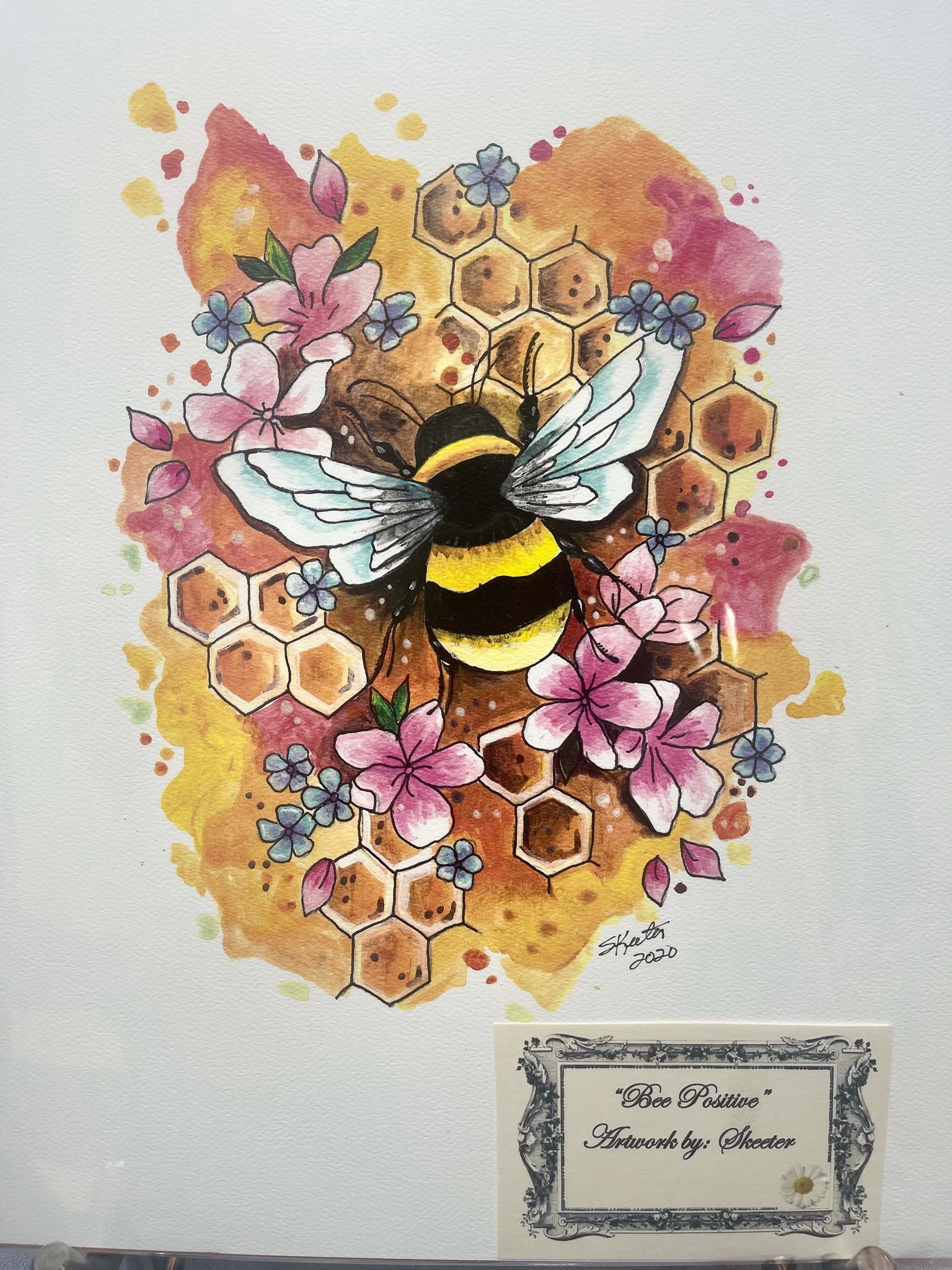 watercolor painting, bubblebee on honeycomb, flowers